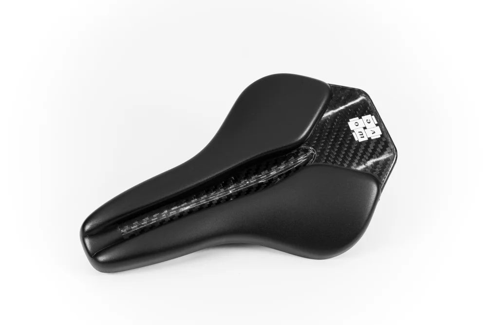 Wove Mags Metal Saddle