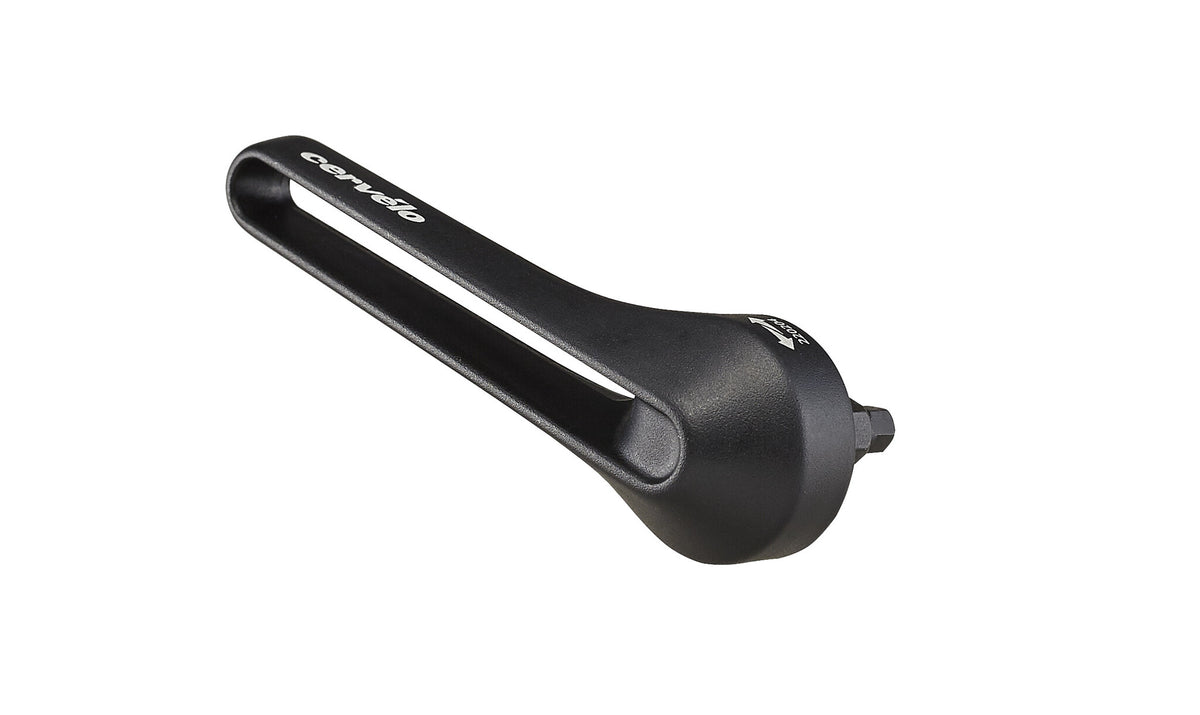 Removable handle for aero thru axle